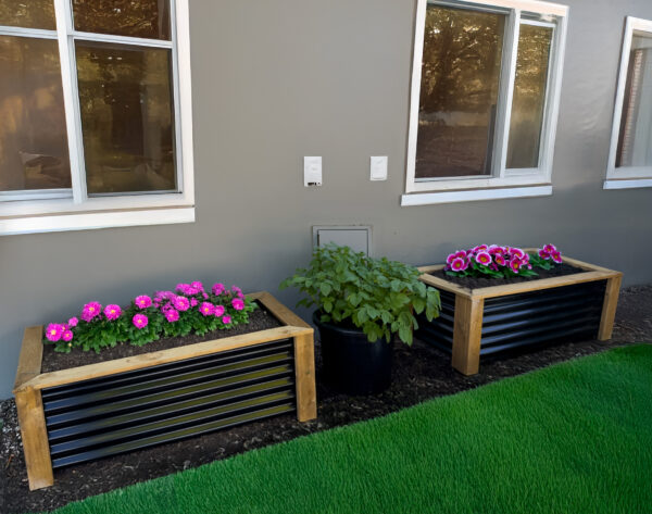 Standard Black Corrugated Steel Garden Boxes - Image 3
